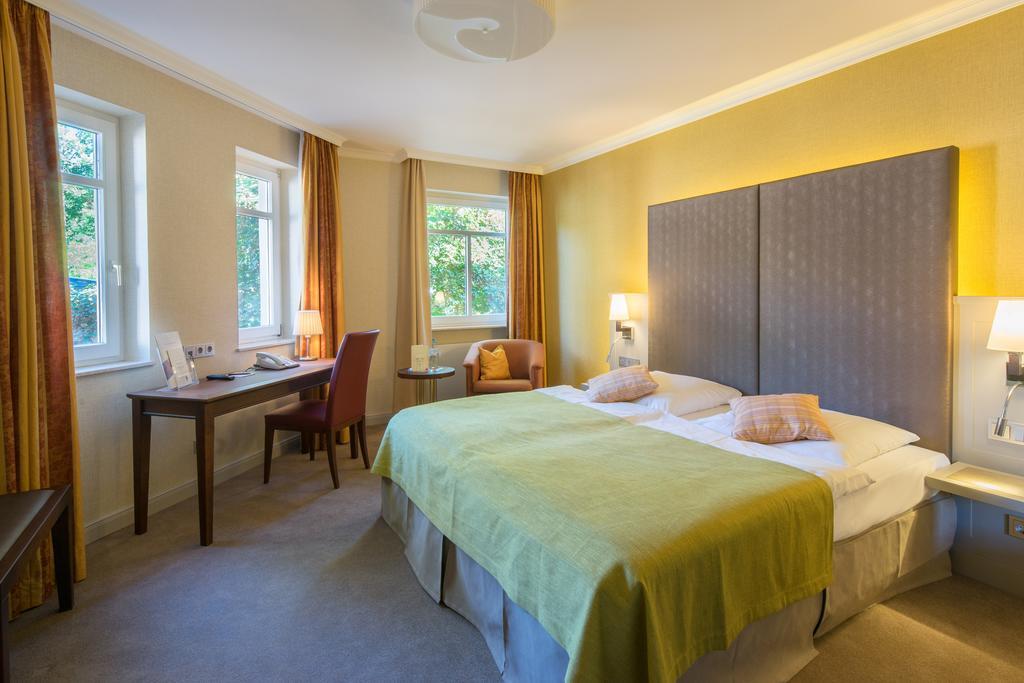 Parkhotel Gueldene Berge Hotel Weißenfels